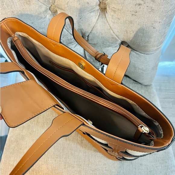 Nine West Sutton Place Tote in Caramel - NWT - Picture 6 of 13